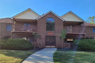 8595 Scenicview Dr, Grandview Heights, OH 44147 - Photo 1