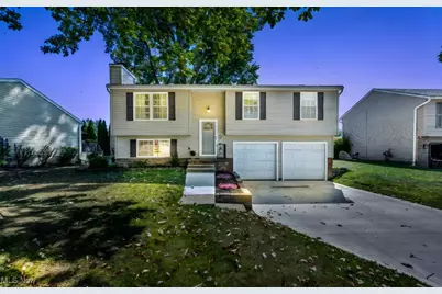 5451 Oak Ridge Drive, Willoughby, OH 44094 - Photo 1