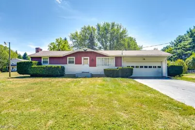 12222 Cenfield Street NE, Alliance, OH 44601 - Photo 1