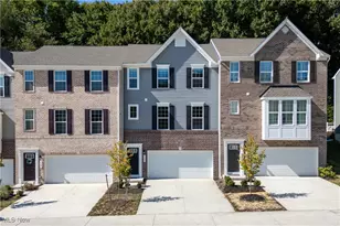 1123 Bean Ln, Akron, OH 44313 - Photo 1