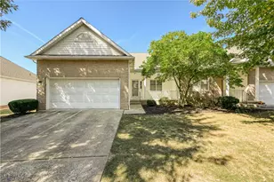 823 Gardenstone Cir, Tallmadge, OH 44278 - Photo 1