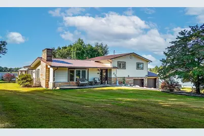 122 Buells Circle, Marietta, OH 45750 - Photo 1