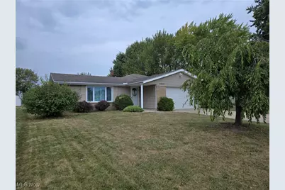 4036 Kenyon Avenue, Lorain, OH 44053 - Photo 1