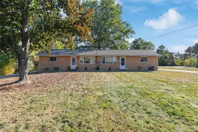 3300-3302 Highland Park Street NW, North Canton, OH 44720 - Photo 1