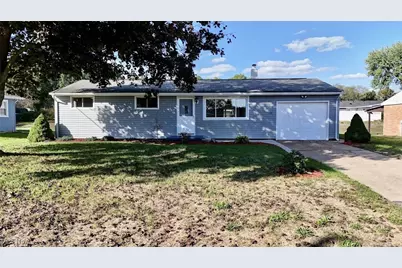 231 York Drive SE, New Philadelphia, OH 44663 - Photo 1