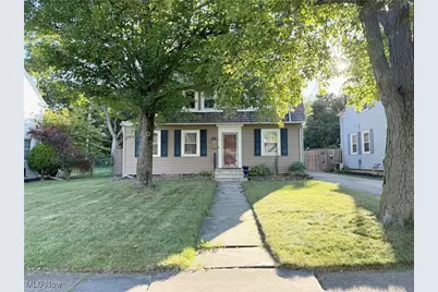 313 Kansas Avenue, Lorain, OH 44052 - Photo 1