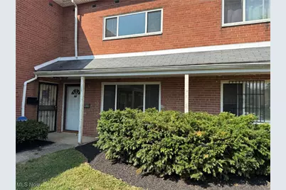 23755 Banbury Circle #15, Warrensville Heights, OH 44128 - Photo 1