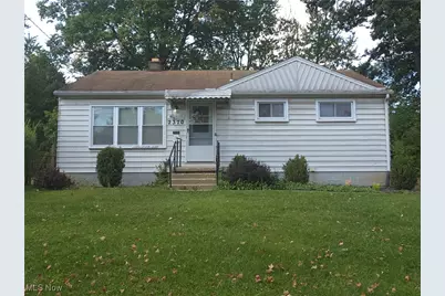 2370 Chaney Circle, Youngstown, OH 44509 - Photo 1