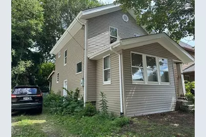 1095 Collinwood Avenue, Akron, OH 44310 - Photo 1