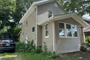 1095 Collinwood Ave, Akron, OH 44310 - Photo 1