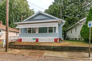 1322 Struble Ave NE, Canton, OH 44705 - Photo 1
