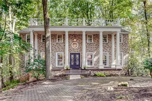 1785 Fairlawn Knolls Dr, Akron, OH 44313 - Photo 1