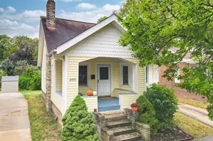 2470 Whitelaw St, Cuyahoga Falls, OH 44221 - Photo 1