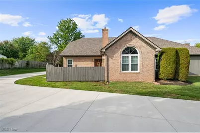 8050 Harbor Creek Drive #2402, Mentor on the Lake, OH 44060 - Photo 1