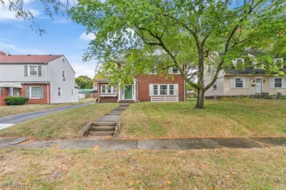 739 Roslyn Avenue, Akron, OH 44320 - Photo 1