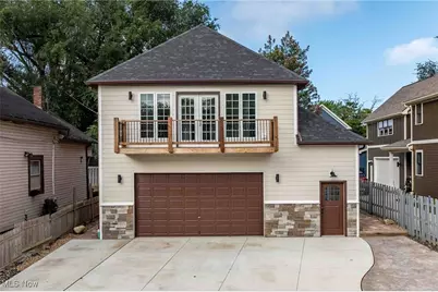 2160 W 40th Street, Loveland, OH 44113 - Photo 1