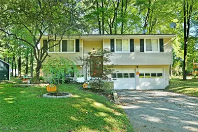 7751 Castle Rock Drive NE, Warren, OH 44484 - Photo 1