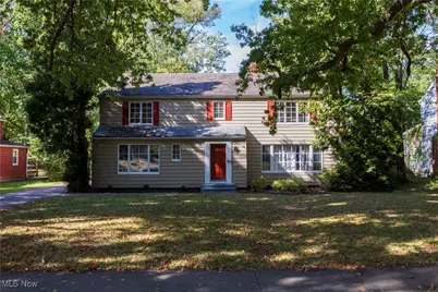 2090 Newbury Drive, East Cleveland, OH 44112 - Photo 1