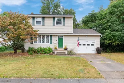 690 Saint Clair Avenue, Barberton, OH 44203 - Photo 1