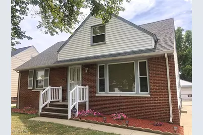 18200 Lotus Drive, Loveland, OH 44128 - Photo 1