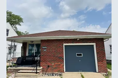 10609 McCracken Boulevard, Garfield Heights, OH 44125 - Photo 1