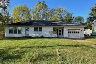 967 Canal St S, Canal Fulton, OH 44614 - Photo 1