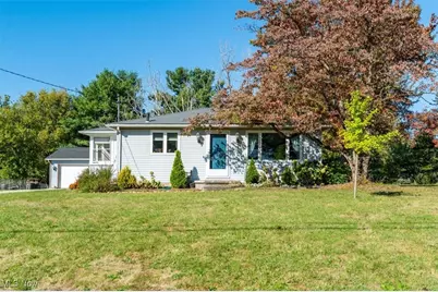 10277 Market Avenue N, Hartville, OH 44632 - Photo 1