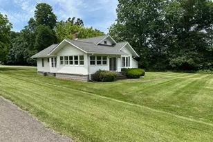 3875 Roseville Rd, Zanesville, OH 43701 - Photo 1