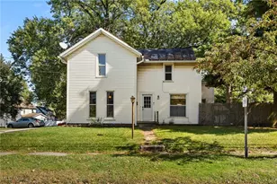 1115 Cottage St, Ashland, OH 44805 - Photo 1