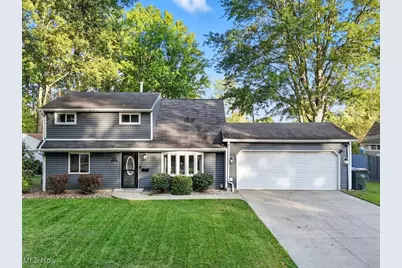 955 Davis Avenue, Cuyahoga Falls, OH 44221 - Photo 1