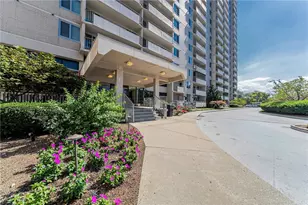 12900 Lake Ave, Oakwood, OH 44107 - Photo 1