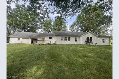 2878 Fairfield School Road, Columbiana, OH 44408 - Photo 1