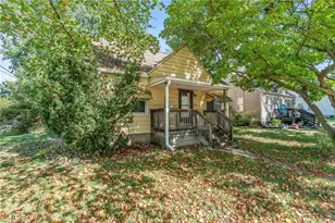 843 Davies Ave, Akron, OH 44306 - Photo 1