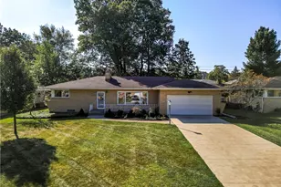 1682 E Parkhaven Dr, Green Hills, OH 44131 - Photo 1