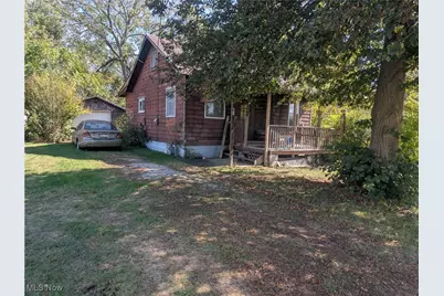 852 15th Street NW, Massillon, OH 44647 - Photo 1