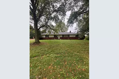 1772 Hartville Road, Mogadore, OH 44260 - Photo 1