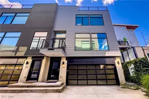 704 University Ct, Loveland, OH 44113 - Photo 1