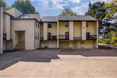 377 Pleasant Meadow Boulevard, Stow, OH 44224 - Photo 1