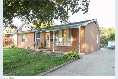 199 Elizabeth Street, Mogadore, OH 44260 - Photo 1