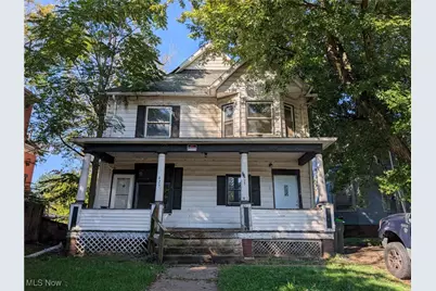 425 Fulton Drive NW, Canton, OH 44703 - Photo 1