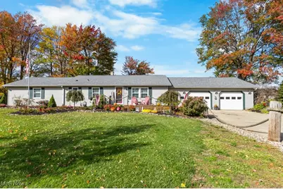 3339 Lake Road, Conneaut, OH 44030 - Photo 1
