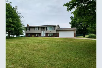 1990 Belfort Avenue NE, Louisville, OH 44641 - Photo 1