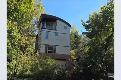 2091 S Belvoir Boulevard, South Euclid, OH 44121 - Photo 1