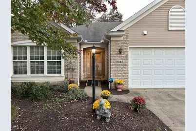 2245 Glenross Drive, Uniontown, OH 44685 - Photo 1