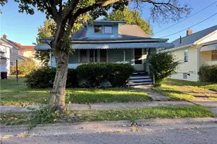 565 Eva Ave, Akron, OH 44301 - Photo 1