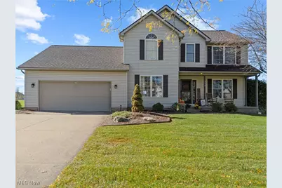 910 Crosswyck Circle, Louisville, OH 44641 - Photo 1