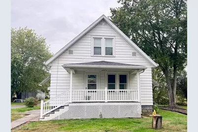 1109 Howell Avenue NW, North Lawrence, OH 44666 - Photo 1