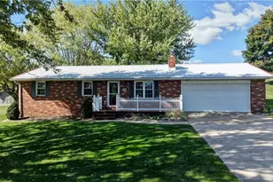 128 Rhine St SW, Sugarcreek, OH 44681 - Photo 1