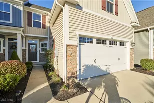 3164 Old Ml Dr, Cuyahoga Falls, OH 44223 - Photo 1