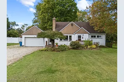 4666 Roop Avenue, Barberton, OH 44203 - Photo 1